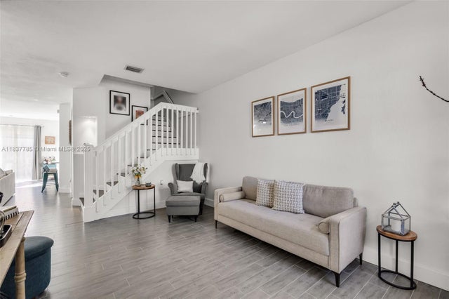 2 of 35 - 12175 Sw 124th Ct, Miami, FL