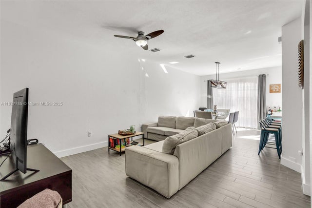 4 of 35 - 12175 Sw 124th Ct, Miami, FL