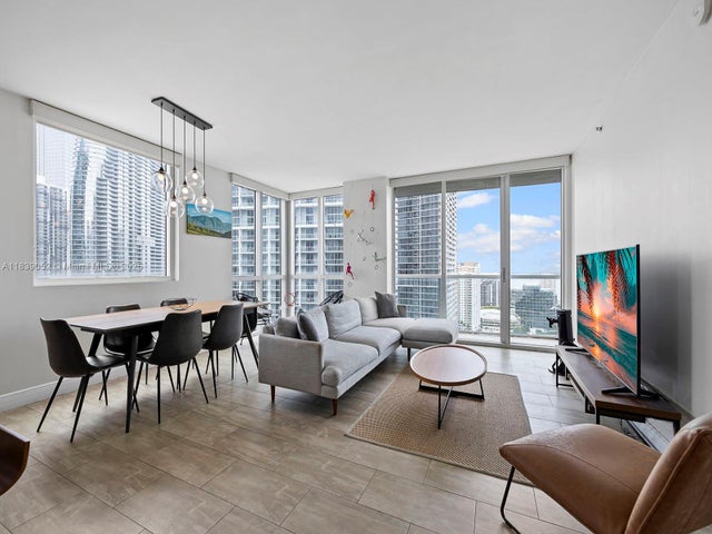 3 of 48 - 500 Brickell Ave 2501, Miami, FL