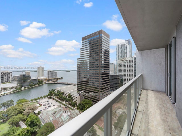 5 of 48 - 500 Brickell Ave 2501, Miami, FL