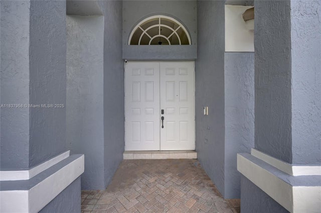 2 of 26 - 7062 Brunswick Cir, Boynton Beach, FL