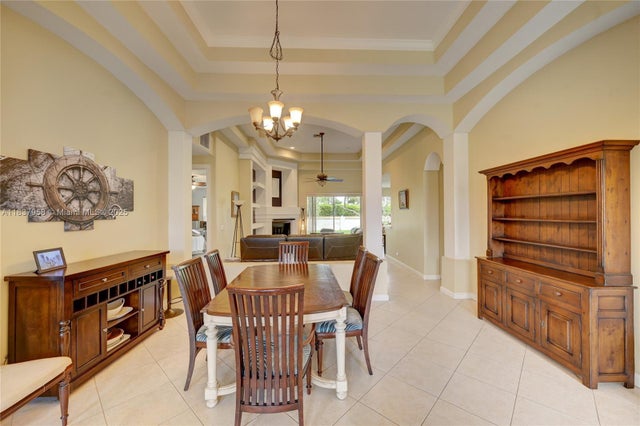 5 of 26 - 7062 Brunswick Cir, Boynton Beach, FL