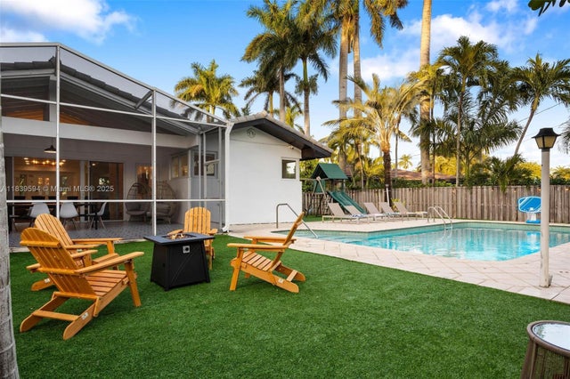 3 of 65 - 1240 Jefferson St, Hollywood, FL