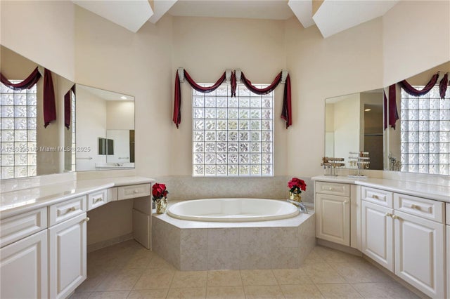 2 of 30 - 109 Sw 128th Ave, Plantation, FL