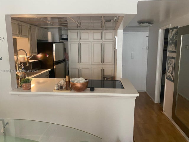 2 of 24 - 1228 West Ave 911, Miami Beach, FL