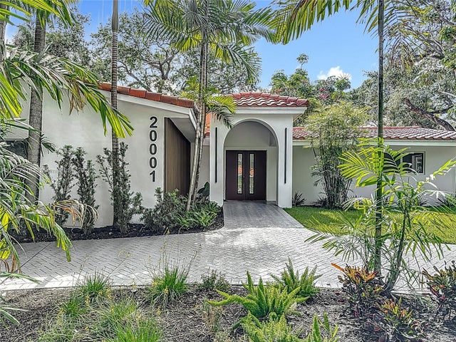 2 of 67 - 20001 Ne 21st Ave, Miami, FL