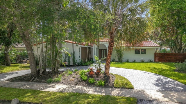 4 of 67 - 20001 Ne 21st Ave, Miami, FL