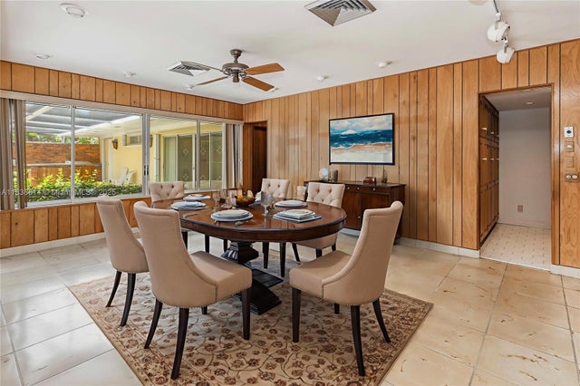 4 of 55 - 1022 Jefferson St, Hollywood, FL