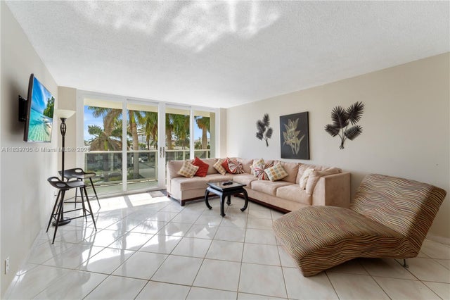 5 of 22 - 3140 S Ocean Dr 212, Hallandale Beach, FL