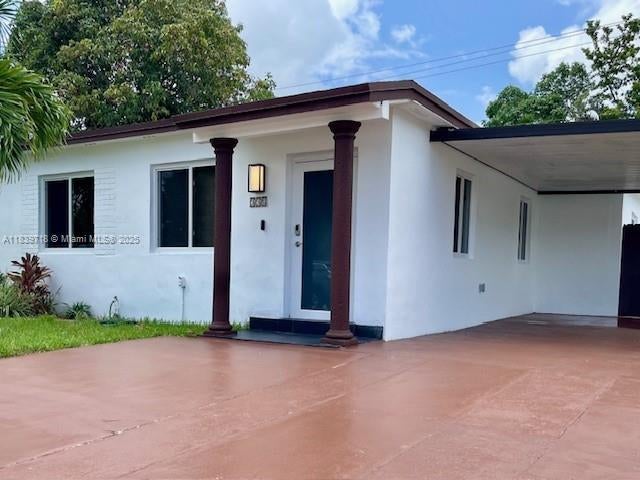 2 of 20 - 330 W 40th Pl, Hialeah, FL