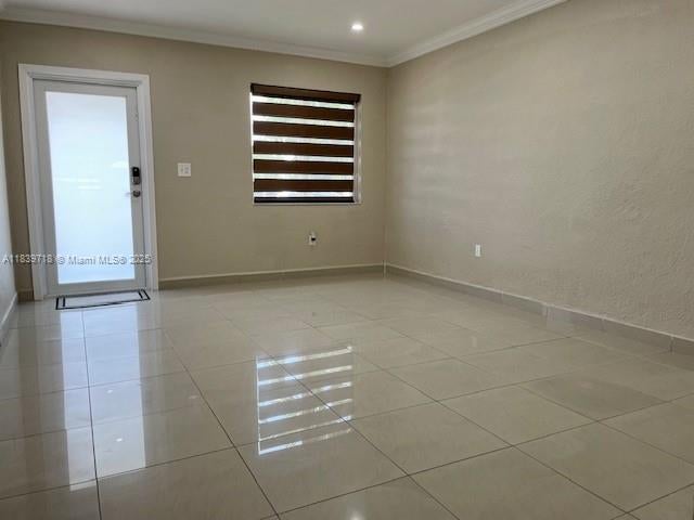4 of 20 - 330 W 40th Pl, Hialeah, FL