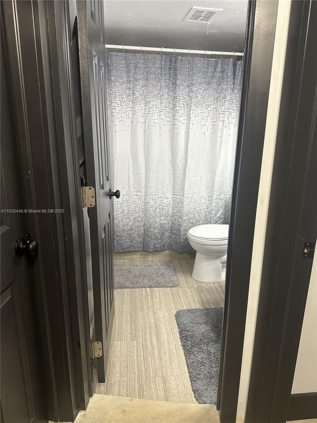 2 of 8 - 1701 Ne 191st St A116, Miami, FL