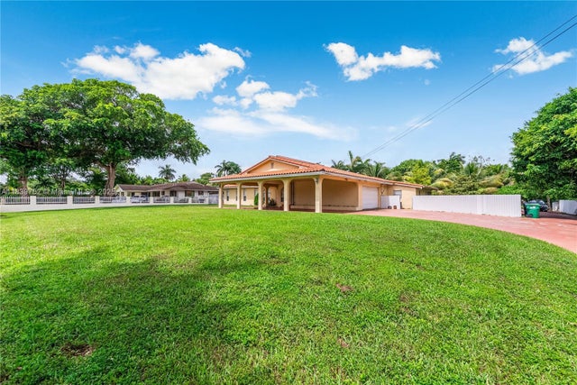 3 of 58 - 400 Nw 128th Ave, Miami, FL