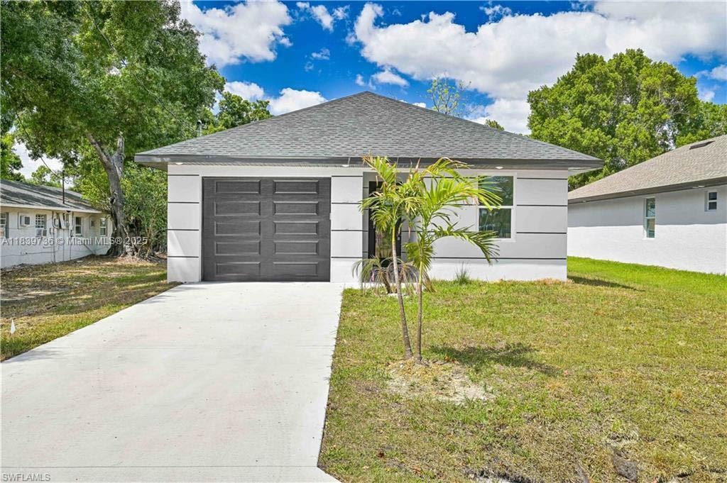 2045 Carver Ave, Fort Myers