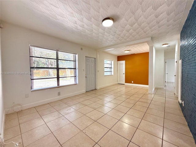 3 of 23 - 2406 N 28th Ave, Hollywood, FL