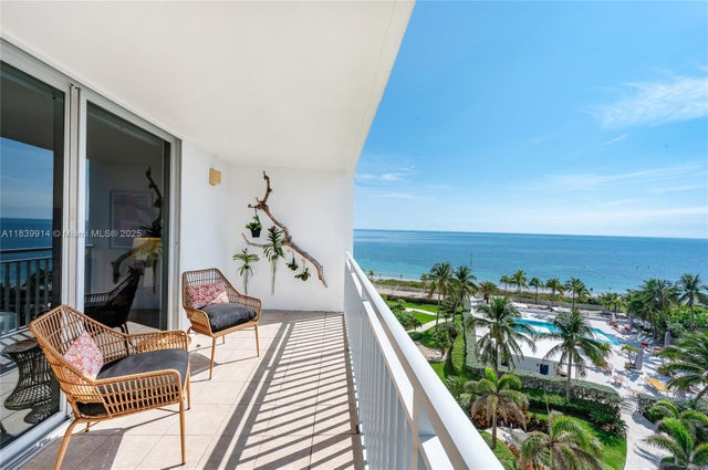 2 of 36 - 609 Ocean Dr 8g, Key Biscayne, FL