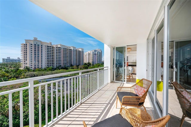 3 of 36 - 609 Ocean Dr 8g, Key Biscayne, FL