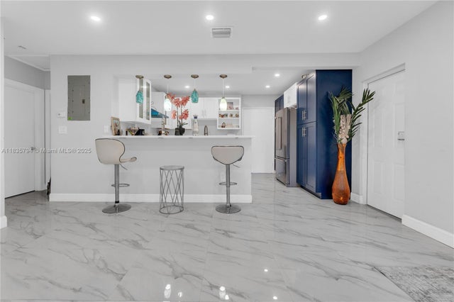 5 of 29 - 1340 Nw 128th St, Miami, FL