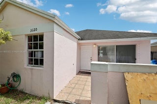 Photo of Listing #A11832322