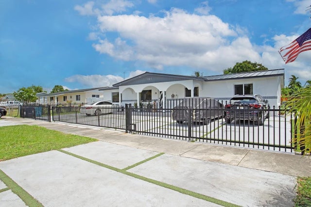 3 of 15 - 11511 Sw 180th St, Miami, FL
