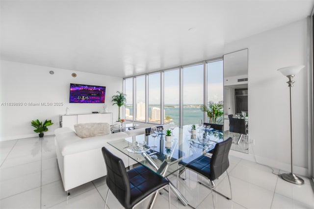 5 of 33 - 485 Brickell Ave 2908, Miami, FL