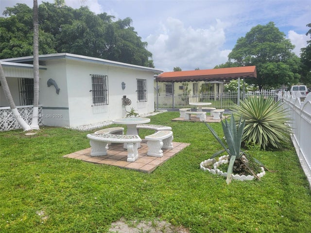 3 of 30 - 305 Nw Opa Locka Blvd, North Miami, FL