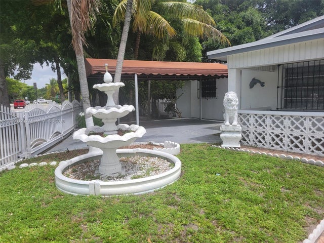 4 of 30 - 305 Nw Opa Locka Blvd, North Miami, FL
