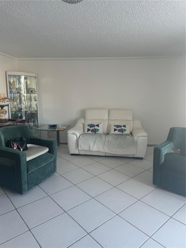5 of 15 - 2750 Ne 183rd St 1210, Aventura, FL