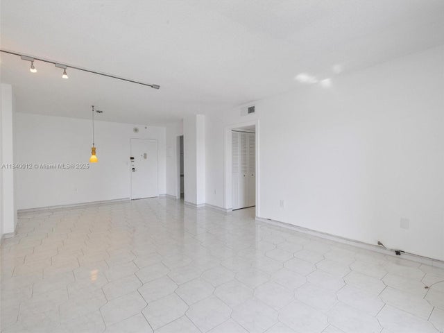 3 of 25 - 400 Kings Point Dr 523, Sunny Isles Beach, FL