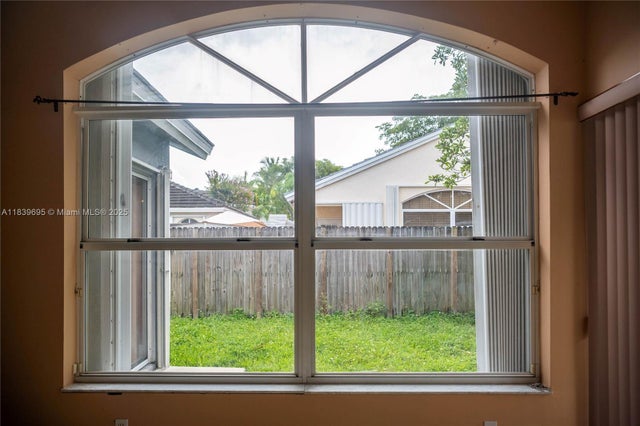 5 of 38 - 14677 Sw 123rd Ave, Miami, FL
