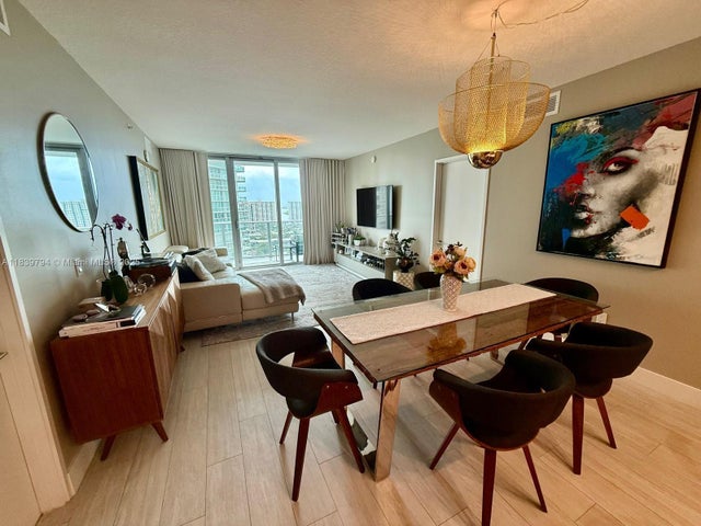 2 of 27 - 300 Sunny Isles Blvd 4-1806, Sunny Isles Beach, FL