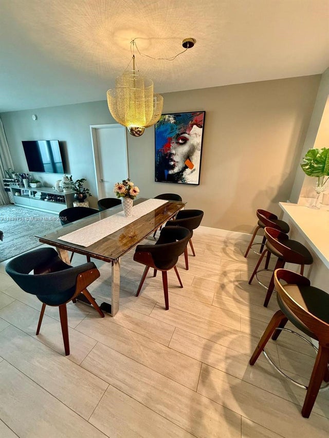 5 of 27 - 300 Sunny Isles Blvd 4-1806, Sunny Isles Beach, FL