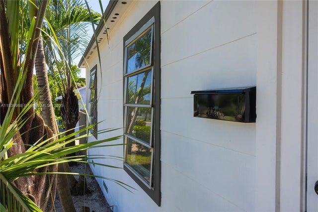 2 of 33 - 812 33rd St, West Palm Beach, FL