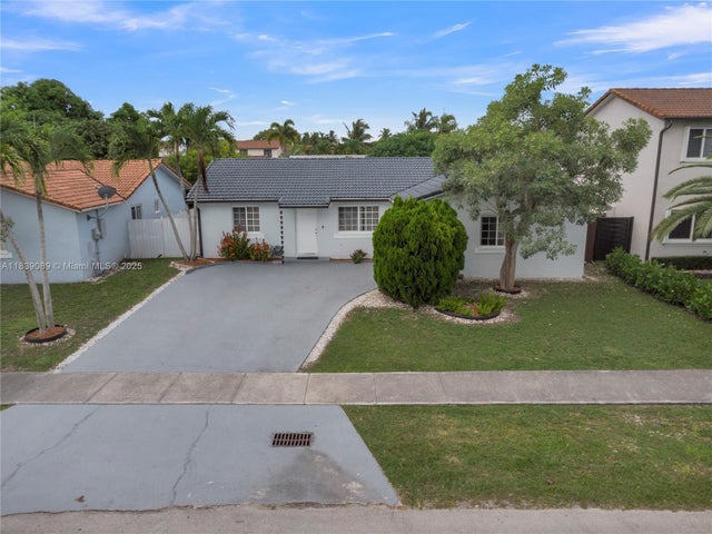 3 of 29 - 18030 Sw 153rd Ct, Miami, FL