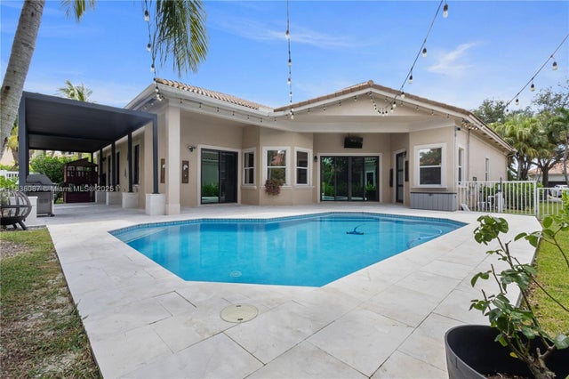 4 of 5 - 932 Nw 123rd Dr, Coral Springs, FL