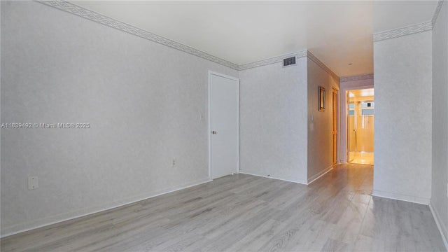 2 of 14 - 1033 Lenox Ave 304, Miami Beach, FL