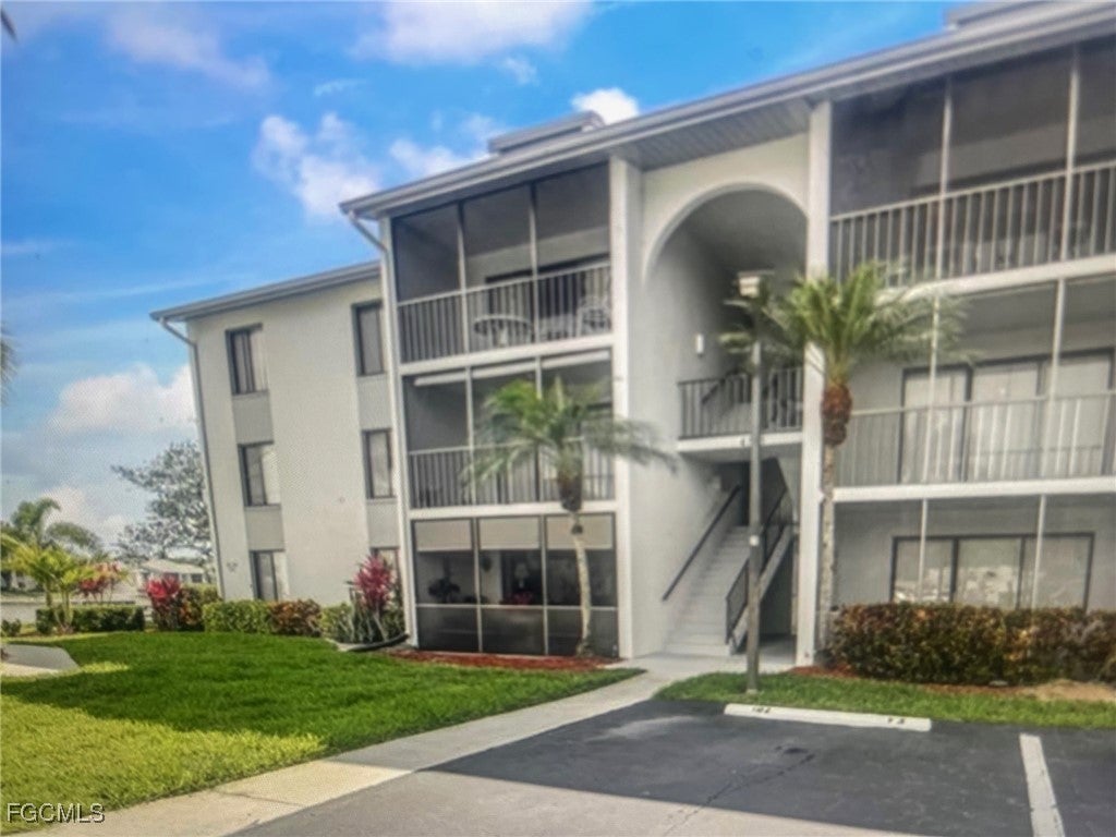 4701 Lakeside Club Blvd 18, Fort Myers