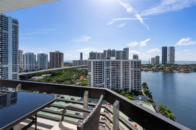 4 of 24 - 3530 Mystic Pointe Dr 2014, Aventura, FL
