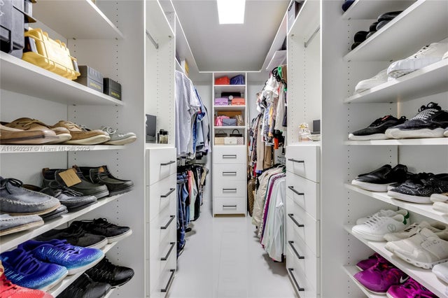 5 of 22 - 16479 Ne 27th Pl 16, North Miami Beach, FL