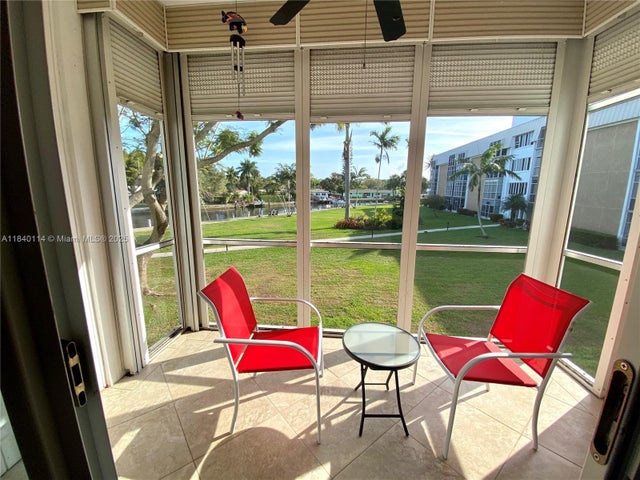 4 of 31 - 2990 Ne 16th Ave 204, Oakland Park, FL