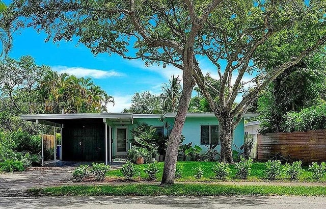 1 of 20 - 707 Se 11th Ct, Fort Lauderdale, FL