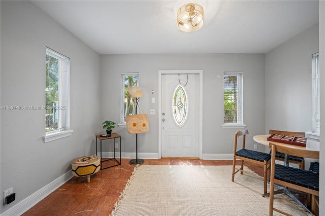 5 of 56 - 614 Ne 10th Ave, Fort Lauderdale, FL