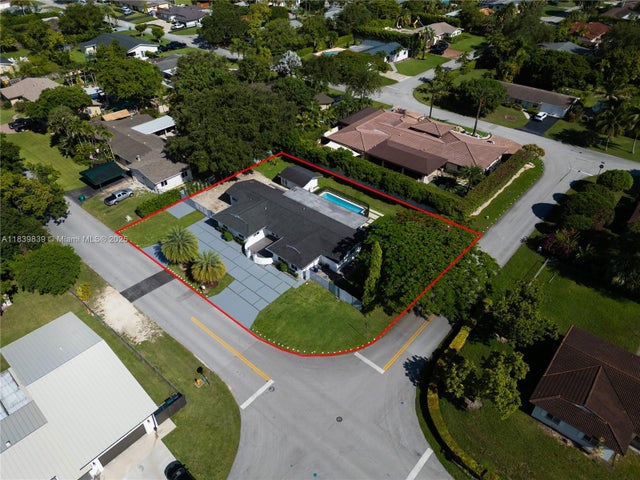 5 of 45 - 10860 Sw 116th St, Miami, FL