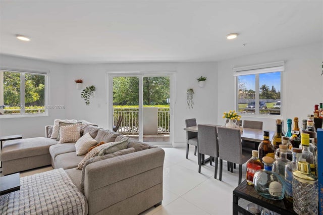 4 of 25 - 10950 Nw 82nd Street 109, Doral, FL