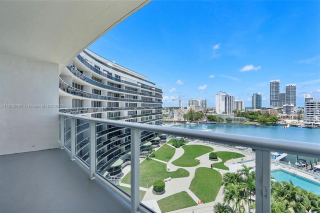 3 of 52 - 900 Bay Dr 718+dock Slip Available, Miami Beach, FL