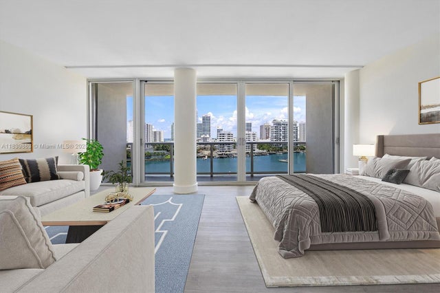 4 of 52 - 900 Bay Dr 718+dock Slip Available, Miami Beach, FL