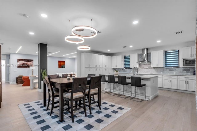2 of 16 - 1120 Wallace St, Coral Gables, FL