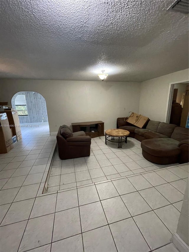 4 of 23 - 10350 Sw 167th St, Miami, FL