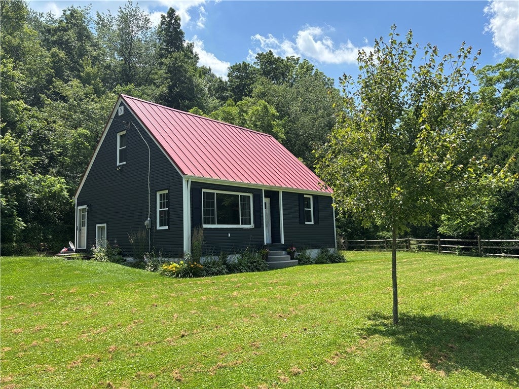 2263 Lovi Road, Freedom