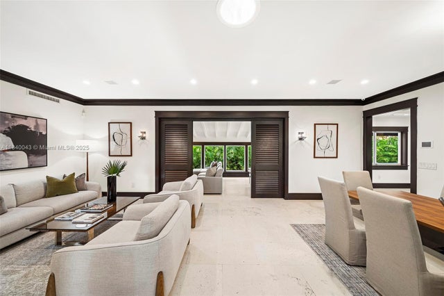 4 of 37 - 160 W Sunrise Ave, Coral Gables, FL